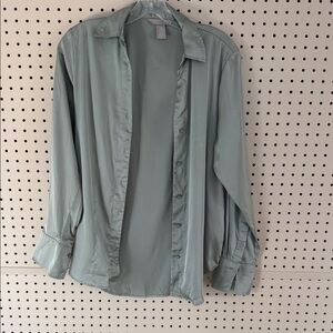 H&M Light Green Casual Button Down Shirt